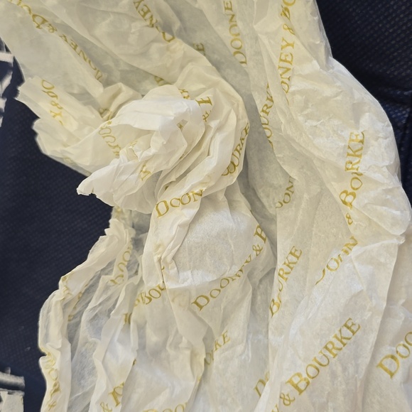 Dooney & Bourke Pink Leather Tote Bag Nwt - Picture 11 of 11